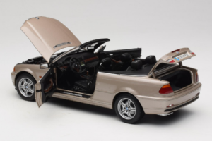 BMW 328i E46 Kabriolet Sand Beige Metallic Kyosho 1:18 80430009756 Kov – obrázek 6 z 9