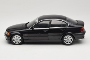 BMW 328i E46 Černý UT Models 1:18 80439422373 Kov – obrázek 4 z 8