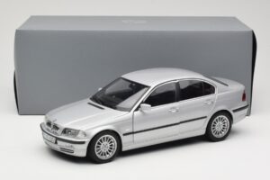 BMW 330i E46 Stříbrný UT 1:18 80430302328 Kov – obrázek 8 z 8