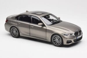 BMW 330i G20 Stříbrný Norev 1:18 183275 Kov – obrázek 6 z 8