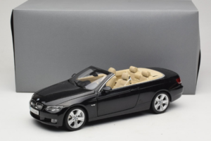 BMW 335i E93 Kabriolet Sapphire Black Kyosho 1:18 80430413375 Kov – obrázek 10 z 10