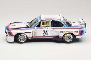 BMW 3.5 CSL #24 H. Stuck / S. Posey 12 Hours of Sebring 1975 Minichamps 1:18 80430139188 Kov – obrázek 4 z 8