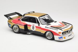BMW 3.5 CSL E9 Hermetite #8 J. Fitzpatrick / T. Walkinshaw 1000 km Nurburgring 1976 Minichamps 1:18 155762608 Kov – obrázek 4 z 6