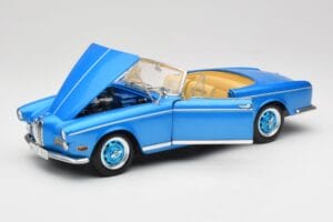 BMW 503 Cabriolet Riviera Blue Revell 1:18 08843 Kov – obrázek 2 z 9
