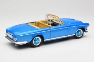 BMW 503 Cabriolet Riviera Blue Revell 1:18 08843 Kov – obrázek 4 z 9