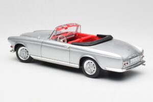 BMW 503 Stříbrný Revell 1:18 18787 Kov – obrázek 7 z 8