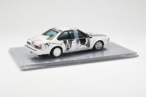 BMW 635 CSi E24 Art Car Robert Rauschenberg AUTOart 1:18 80430150924 Kov – obrázek 2 z 8