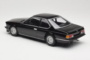 BMW 635 CSi E24 Black Metallic Minichamps 1:18 155028104 Kov – obrázek 5 z 6
