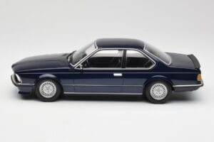 BMW 635 CSi E24 Blue Metallic Minichamps 1:18 155028101 Kov – obrázek 3 z 6