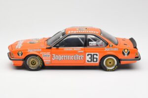 BMW 635 CSi E24 #1 European Touring Car Championship Jagermeister 1985 AUTOart 1:18 80430145825 Kov – obrázek 4 z 8