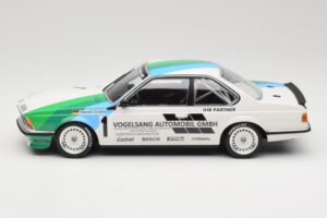 BMW 635 CSi E24 Vogelsang Automobile H. Grohs Winner Bergischer Löwe Zolder 1984 Minichamps 1:18 155842511 Kov – obrázek 3 z 6