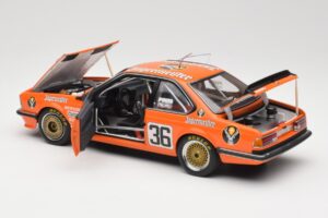 BMW 635CSi E24 Jagermeister #36 W. Brun / H. Grohs ETCC 1984 Minichamps 1:18 80430139185 Kov – obrázek 5 z 8