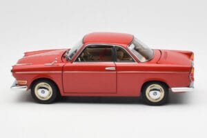 BMW 700 Sport Coupe Spanish Červený AUTOart 1:18 70652 Kov – obrázek 4 z 8