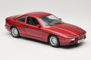 BMW 850i E31 Červený Tchibo 1:18 36157 Kov – obrázek 6 z 8
