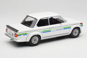 BMW Alpina 2002 E10 Turbo Bílý MCG 1:18 MCG18409-R Kov – obrázek 2 z 6