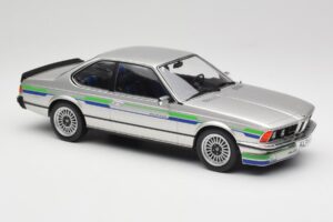 BMW Alpina B7 Turbo E24 Polaris Silver MCG 1:18 MCG18234 Kov – obrázek 4 z 6