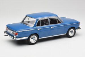 BMW 2000 Tilux E120 Caribe Modrý MCG 1:18 MCG18291 Kov – obrázek 2 z 6