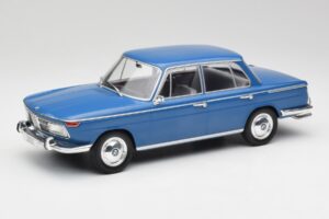 BMW 2000 Tilux E120 Caribe Modrý MCG 1:18 MCG18291 Kov