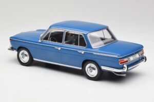 BMW 2000 Tilux E120 Caribe Modrý MCG 1:18 MCG18291 Kov – obrázek 5 z 6