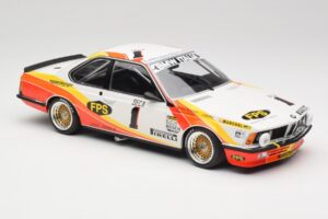 BMW 635CSi E24 BMW Italia #1 U. Grano / H. Kelleners Spa 1983 Minichamps 1:18 155832601 Kov – obrázek 4 z 6