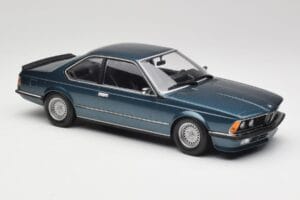 BMW 635 CSi E24 Petrol Blue Metallic Minichamps 1:18 155028108 Kov – obrázek 4 z 6