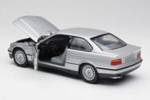 BMW 3 Series E36 Coupe Stříbrný UT Models 1:18 180023321 Kov – obrázek 5 z 8