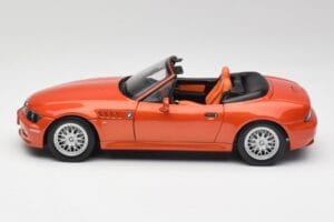 BMW Z3 E36 2.8 Phoenix Oranžový UT Models 1:18 20442 Kov – obrázek 4 z 8