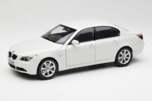 BMW E60 545i Alpine Bílý Kyosho 1:18 08591W Kov