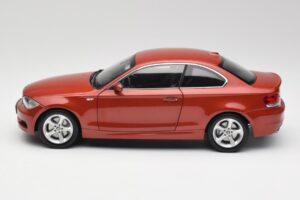 BMW 1 E82 Coupe Oranžový Kyosho 1:18 80430427064 Kov – obrázek 4 z 8