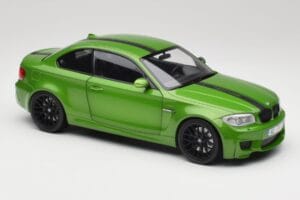 BMW řada 1 E82 Coupe Taiga Green Metallic Minichamps 1:18 110020024 Kov – obrázek 6 z 8