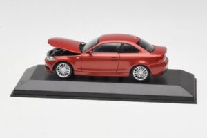 BMW 1M E82 Oranžový Minichamps 1:43 413020023 Kov – obrázek 4 z 5