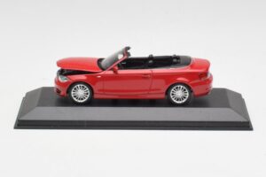 BMW řada 1 E88 Kabriolet Karmínová Červená Minichamps 1:43 431026230 Kov – obrázek 5 z 5