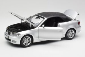 BMW 135i E88 Kabriolet Titan Stříbrný Kyosho 1:18 80430427021 Kov – obrázek 2 z 8