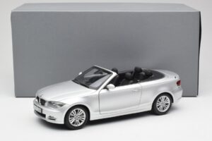BMW 135i E88 Kabriolet Titan Stříbrný Kyosho 1:18 80430427021 Kov – obrázek 8 z 8