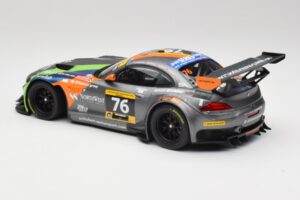 BMW Z4 E89 GT3 #76 Schubert Motorsport Dubai 24 Hours 2014 Minichamps 1:18 151142376 Kov – obrázek 5 z 6