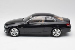 BMW 3 E92 Coupe Černý Kyosho 1:18 80430407222 Kov – obrázek 4 z 8