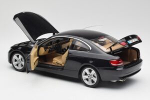 BMW 3 E92 Coupe Černý Kyosho 1:18 80430407222 Kov – obrázek 5 z 8