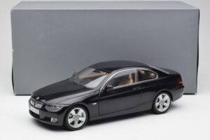BMW 3 E92 Coupe Černý Kyosho 1:18 80430407222 Kov – obrázek 8 z 8