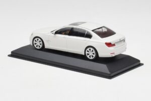 BMW 750Li F02 Bílý Minichamps 1:43 80420445201 Kov – obrázek 3 z 5