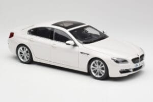 BMW 6 F06 Gran Coupe Mineral Bílý Paragon 1:18 80432218741 Kov – obrázek 6 z 8