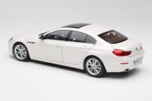 BMW 6 F06 Gran Coupe Mineral Bílý Paragon 1:18 80432218741 Kov – obrázek 7 z 8