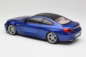 BMW M6 F13 San Marino Modrý Paragon 1:18 80432218737 Kov – obrázek 6 z 7