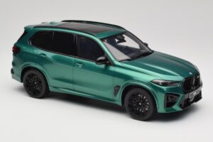 BMW X5 M G05 Competition Isle of Man Green GT Spirit 1:18 GT490 Pryskyřice – obrázek 4 z 6