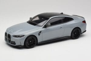 BMW M4 G82 Brooklyn Šedý Minichamps 1:18 155020124 Kov
