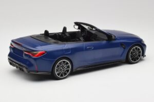 BMW M4 G82 Kabriolet Frozen Portimao Blue Minichamps 1:18 155021030 Kov – obrázek 2 z 6