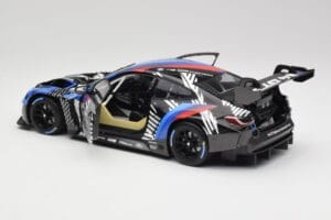 BMW M4 GT3 G82 #1 Test Version 2021 Minichamps 1:18 113222003 Kov – obrázek 5 z 8