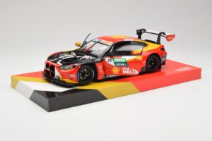 BMW M4 GT3 G82 #31 S. van der Linde Team Schubert DTM Champion 2022 Minichamps 1:18 113222331 Kov – obrázek 2 z 8