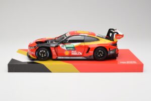 BMW M4 GT3 G82 #31 S. van der Linde Team Schubert DTM Champion 2022 Minichamps 1:18 113222331 Kov – obrázek 4 z 8