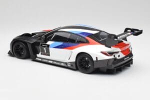 BMW M4 GT3 Presentation Car 2021 Minichamps 1:18 155212000 Kov – obrázek 5 z 6