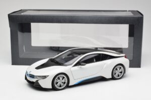BMW i8 Crystal Bílý Paragon 1:18 80432336841 Kov – obrázek 8 z 8
